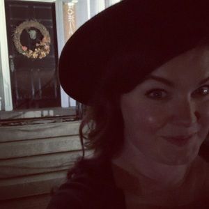 Meet your Posher, Kara